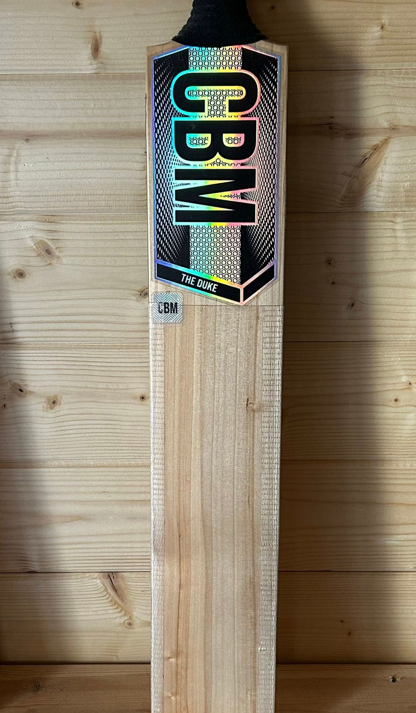 Close-up of willow grain on a CBM bat face.